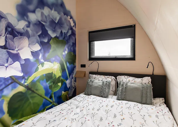 Greenfloat #2 Holiday home *